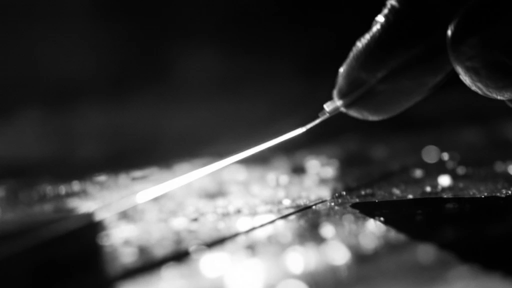 The Wire that Gets Better as It Shrinks: How Quantum Crystals Beat Copper in Microchips